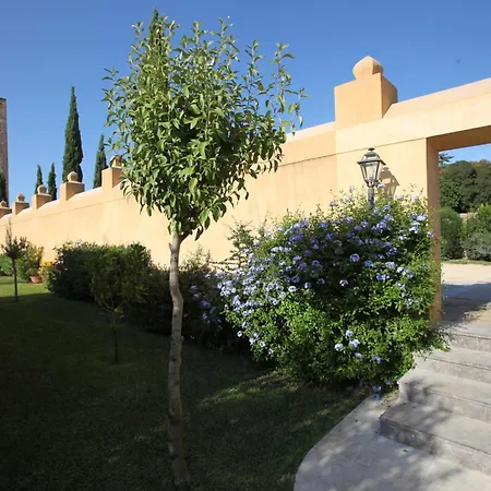 Lampedusa Aparthotel Palermo
