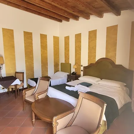 Lampedusa Aparthotel 3*