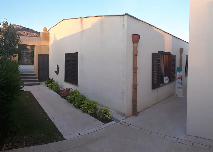 Aparthotel Lampedusa 3*