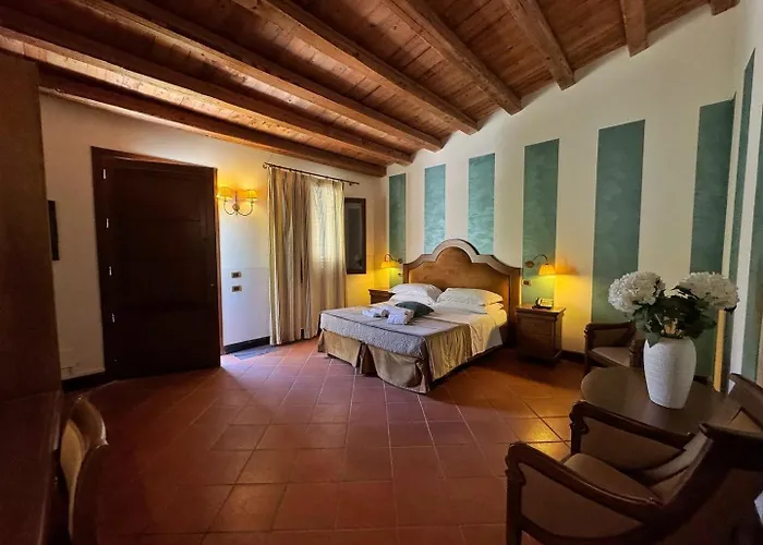 Lampedusa Aparthotel Palermo