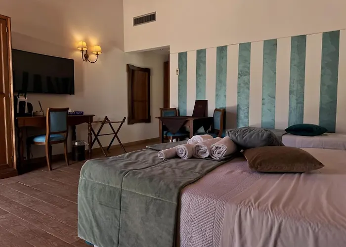 Lampedusa Aparthotel Palermo