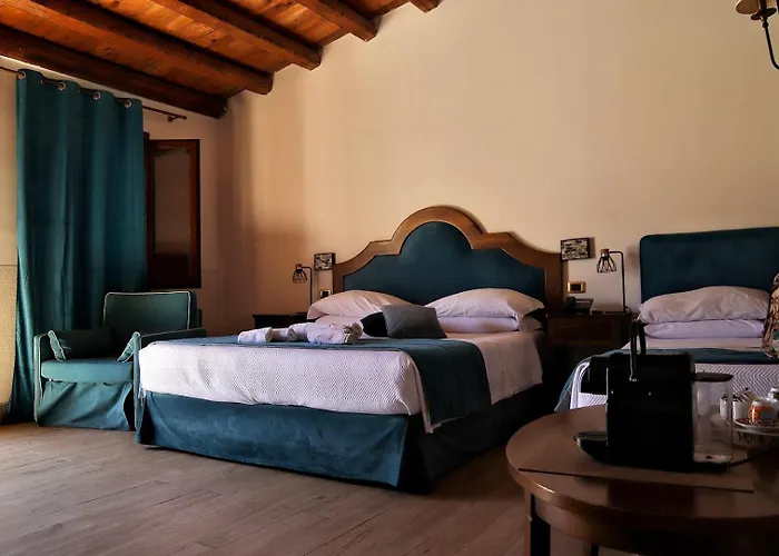 Lampedusa Aparthotel Palermo