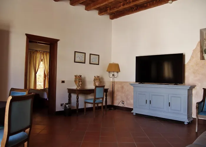 Lampedusa Aparthotel 3*